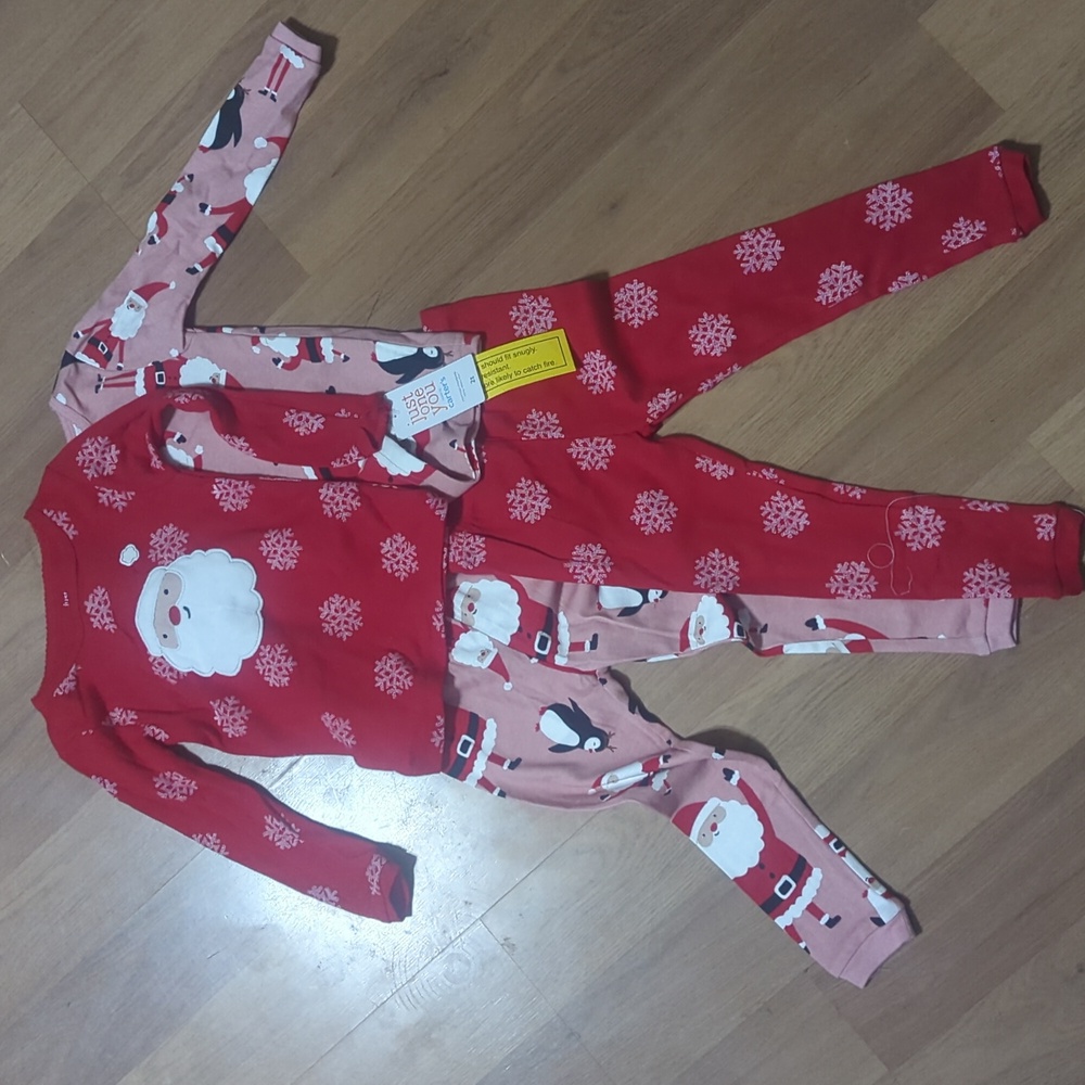 2 sets of 2 pieces Christmas pajamas size 2T, new with tags